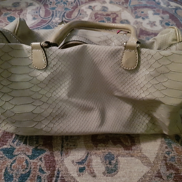Handbag and wallet - Picture 6 of 15